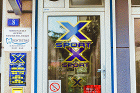 X SPORT Gym sa ulice.